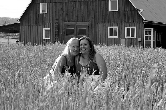 angel and jeni B&W